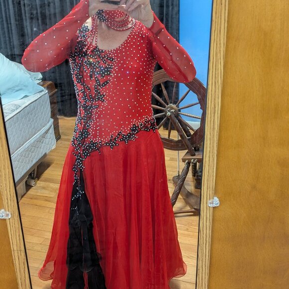 Ballroom dance dress - Picture 12 of 16